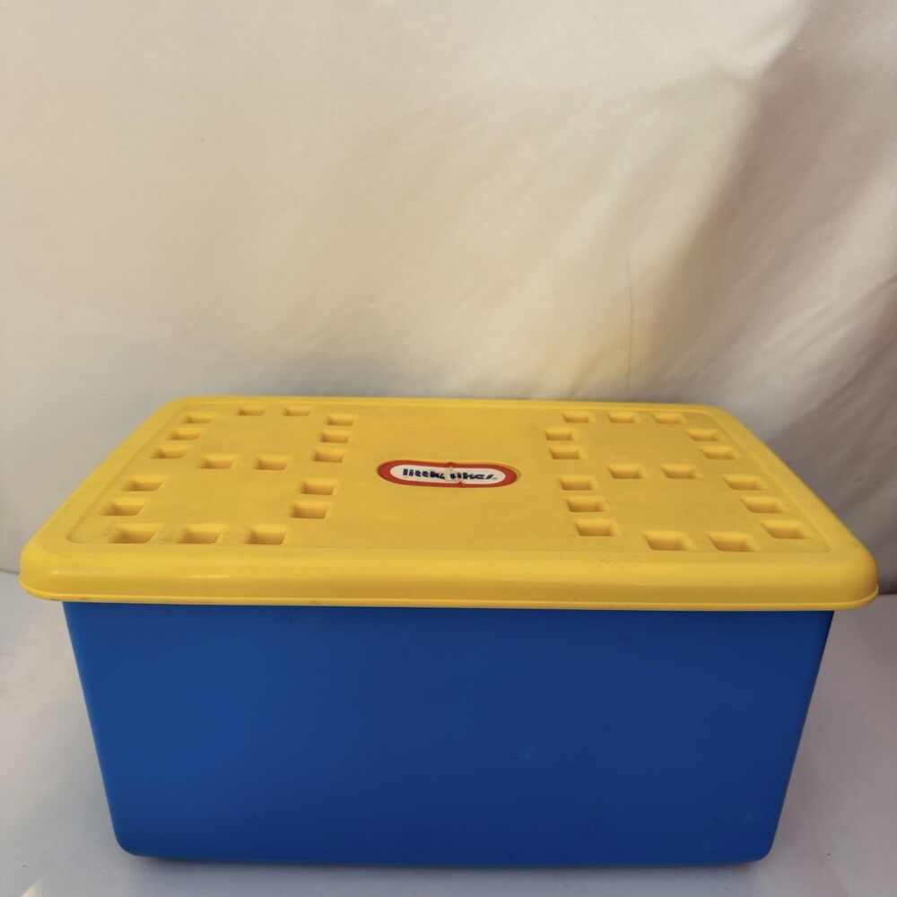 Little Tikes 90’s Vintage Waffle Blocks 44 Pc Primary Colors w/ Storage Bin Toy